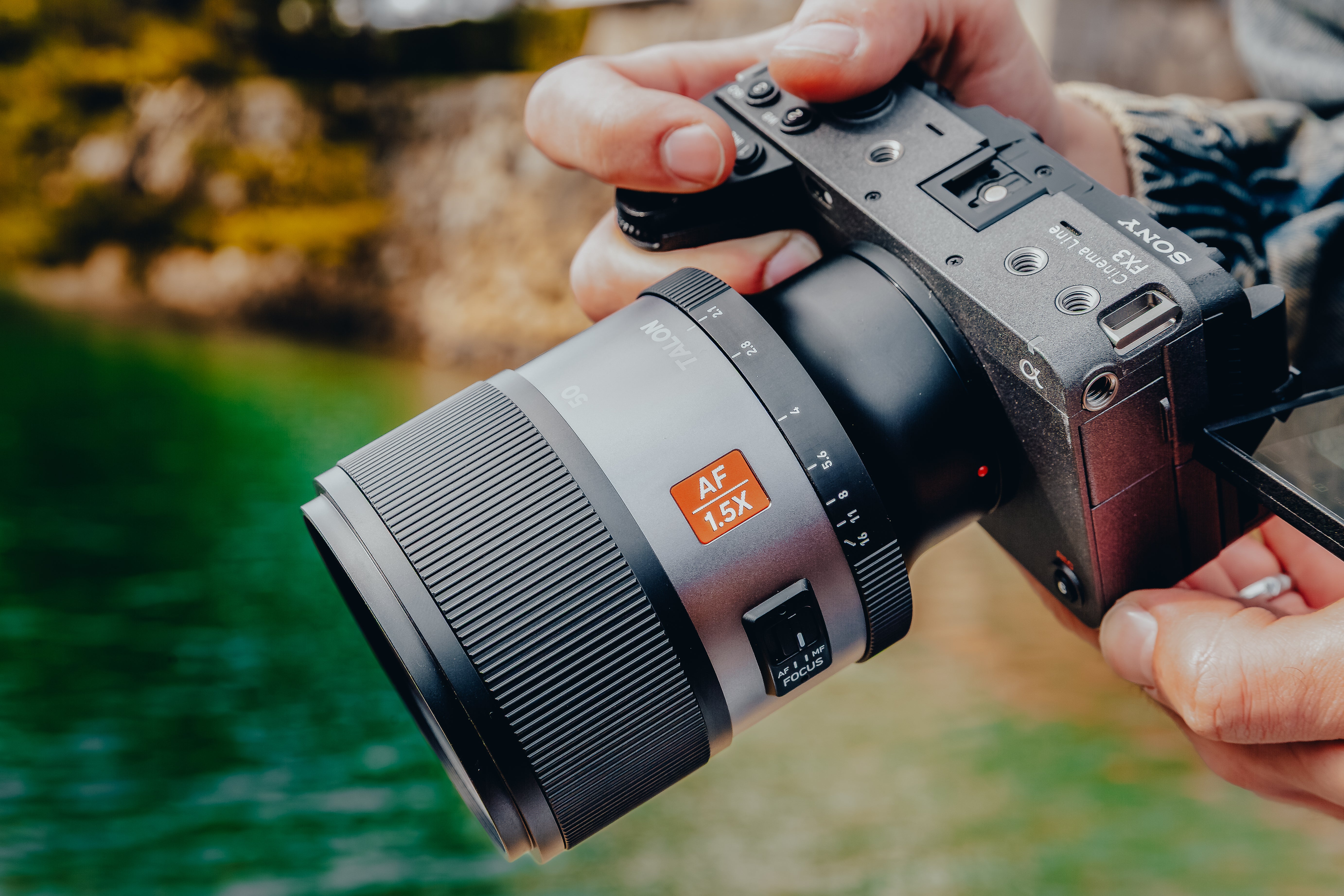 Talon 50mm T2.1 Full Frame 1.5X AF Anamorphic Lens (E)
